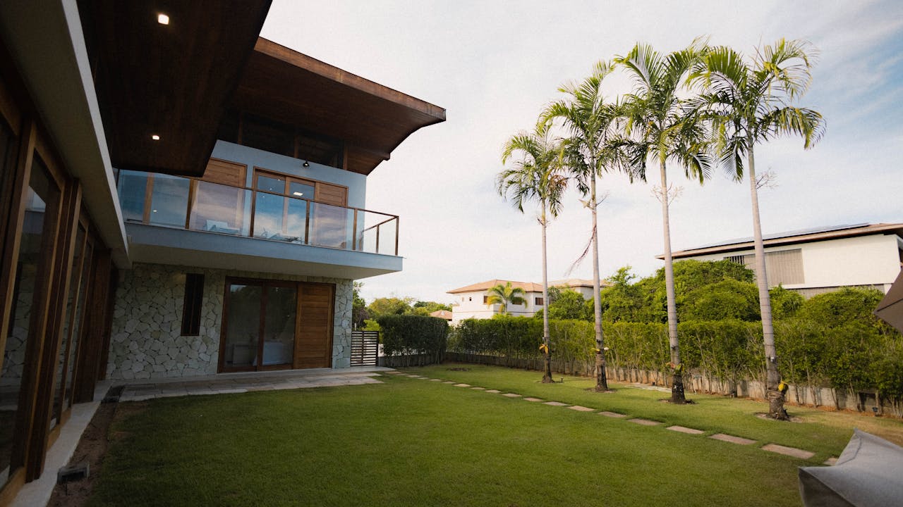 gallery-1 Free stock photo of coconut tree, green grass, luxury interior